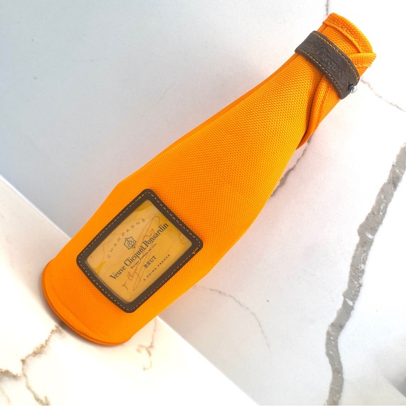 Veuve Clicquot Champagne Bottle Zip Cooler/Cover - Picture 7 of 8